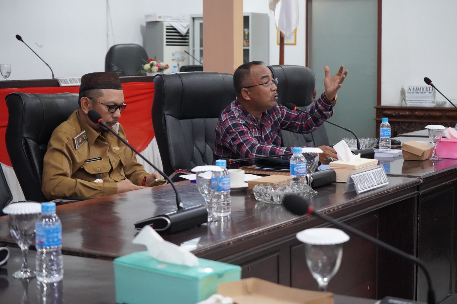 PANITIA KHUSUS PEMBAHAS LAPORAN KETERANGAN PERTANGGUNGJAWABAN (LKPJ) BUPATI TAHUN 2024 GELAR RAPAT INTERNAL