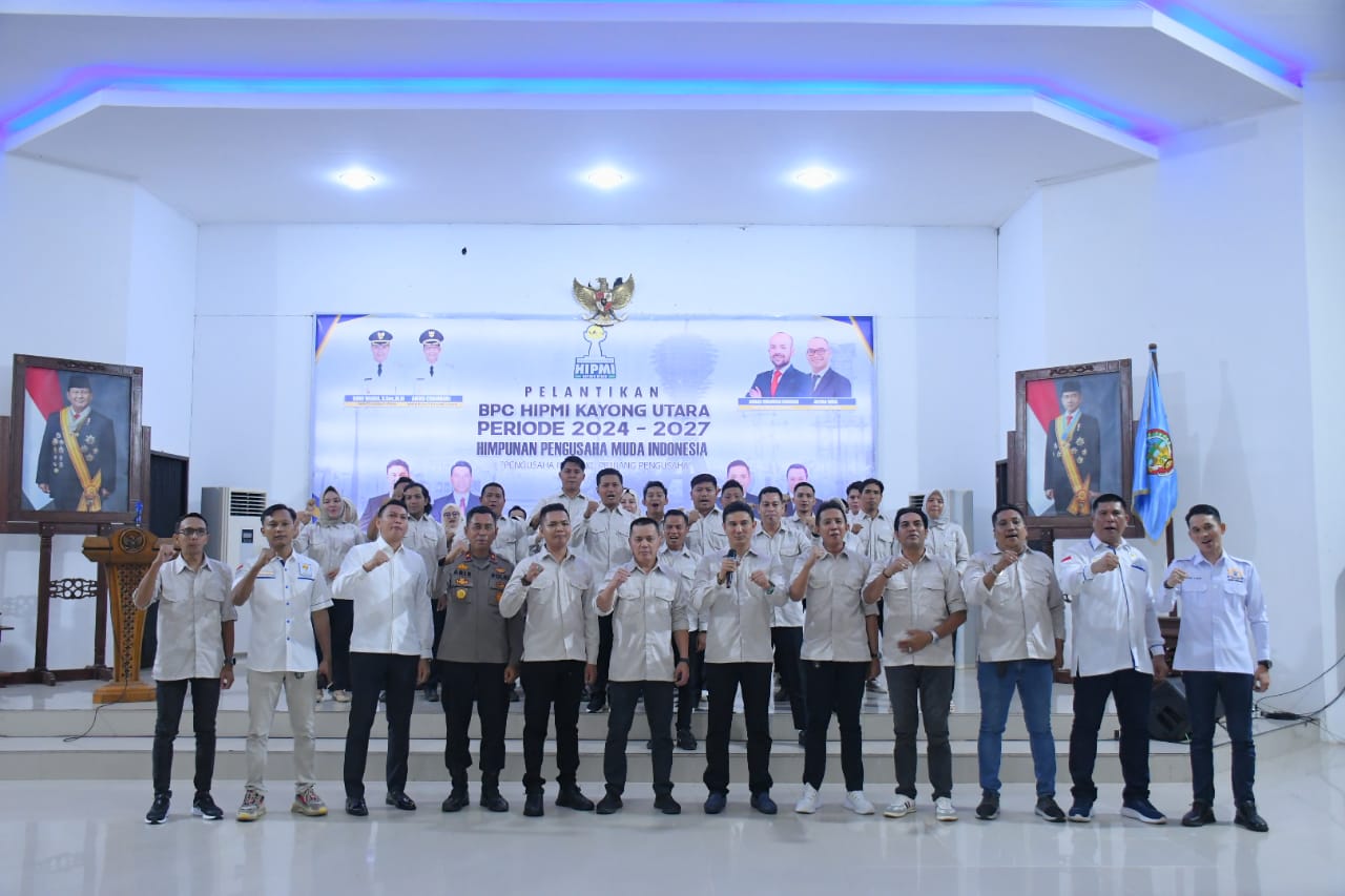 WAKIL KETUA II DPRD KABUPATEN KAYONG UTARA ALIAS SYAHRONI MENGHADIRI PELANTIKAN BPC HIMPUNAN PENGUSAHA MUDA (HIPMI) KAYONG UTARA MASA BAKTI 2024-2027