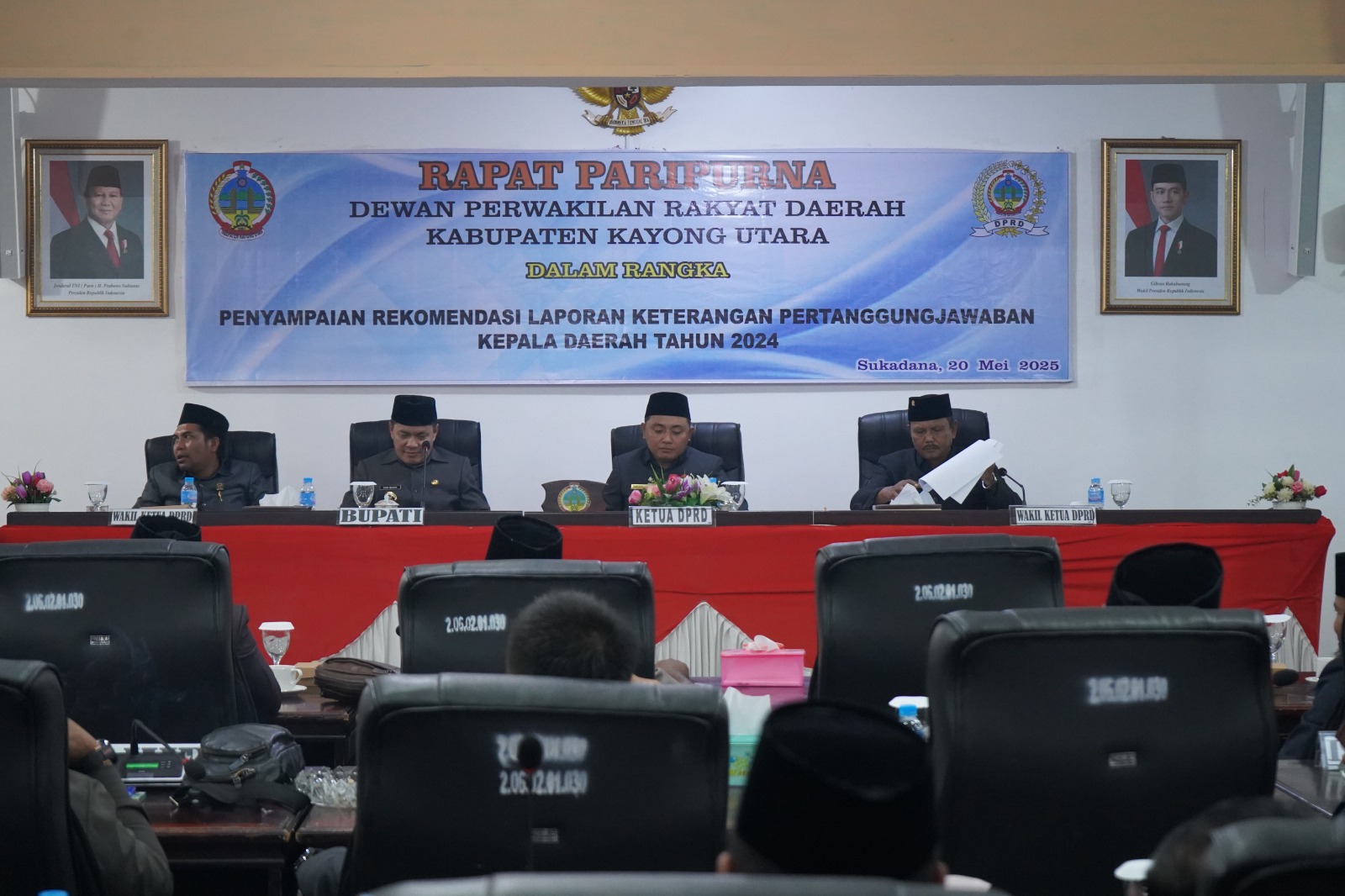 DEWAN PERWAKILAN RAKYAT DAERAH KABUPATEN KAYONG UTARA GELAR RAPAT PARIPURNA LKPJ BUPATI TAHUN 2024