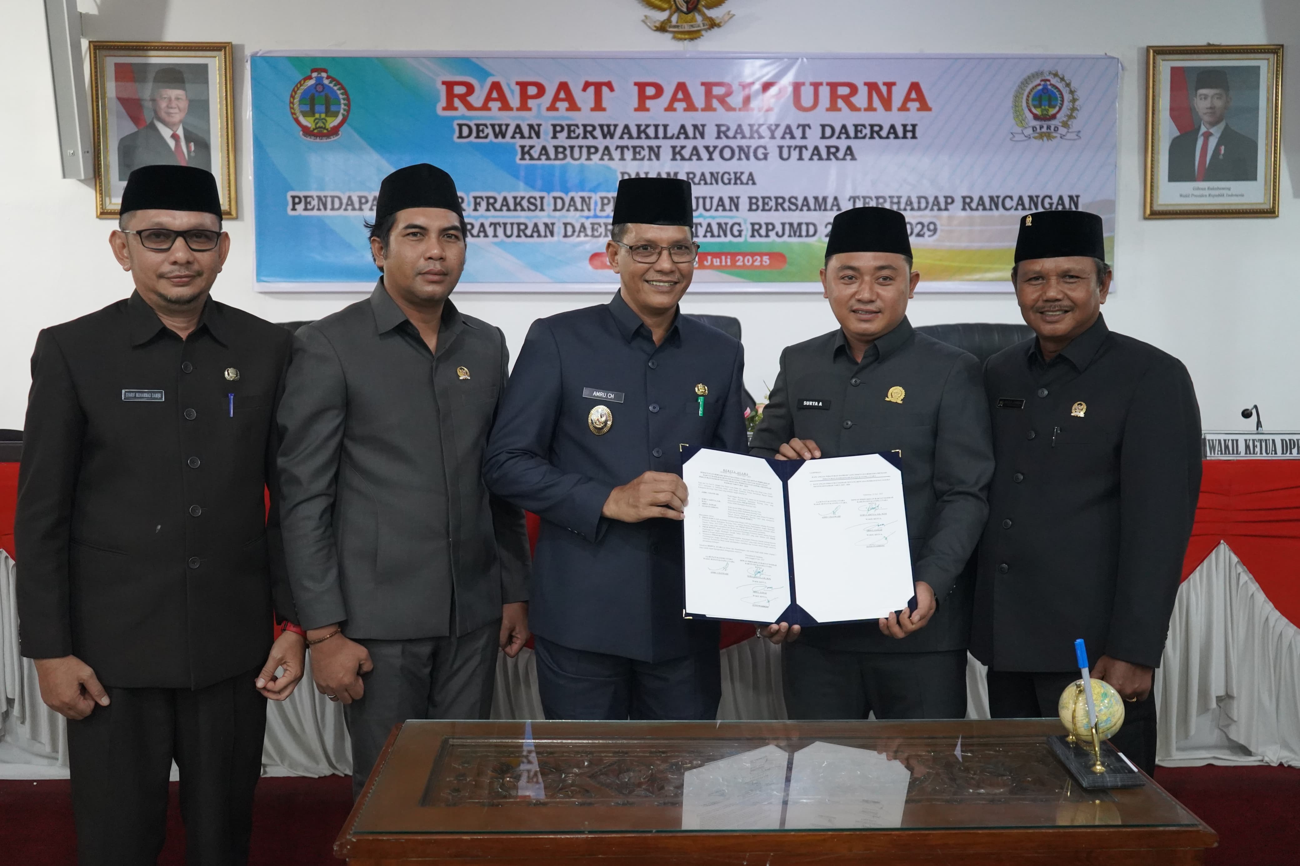 DPRD KABUPATEN KAYONG UTARA GELAR RAPAT PARIPURNA RPJMD 2025 - 2029