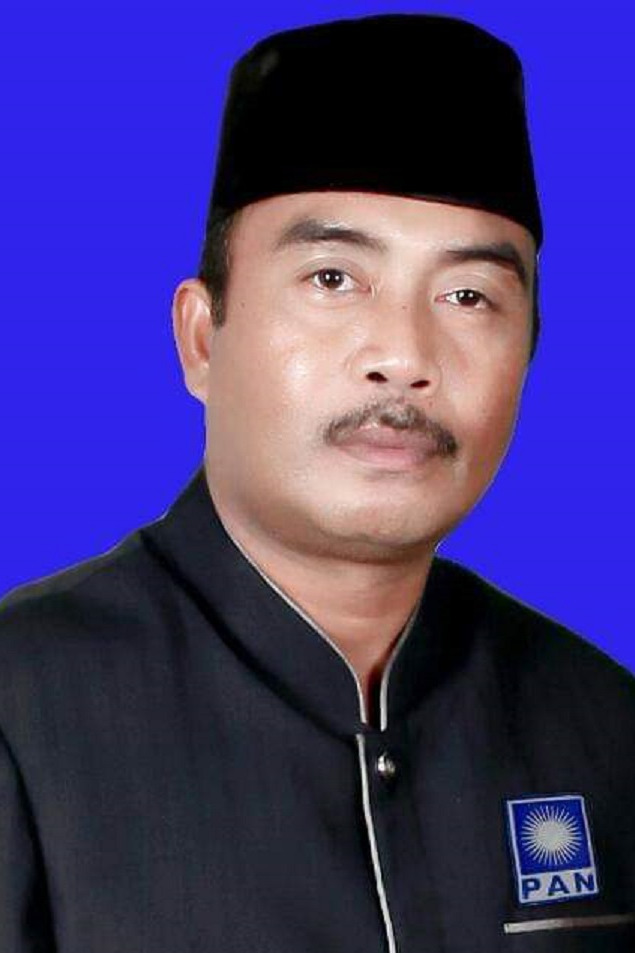 ISHAK, S.T.